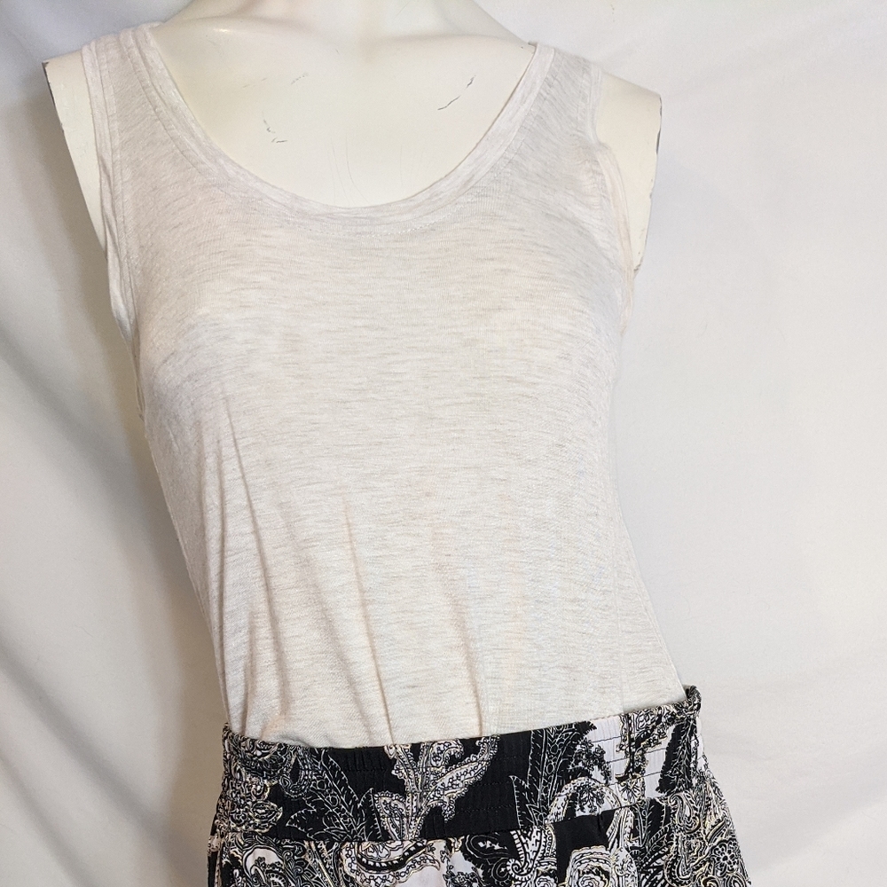 JO & CO | 100 % Rayon | tank top | High low | M 🦋